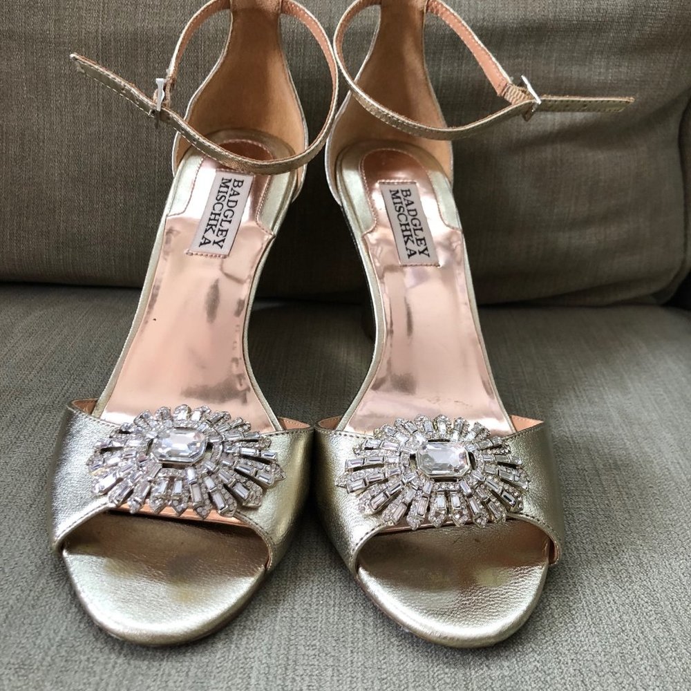 Badgley Mischka Wedge Sandles